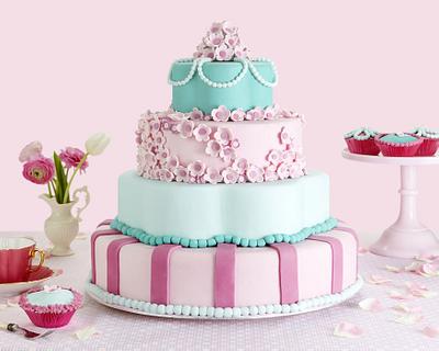 Petal cake - Cake by Melissa Woodland Cakes