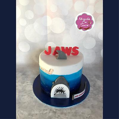 Jaws Cake - Cake by miracles_ensucre