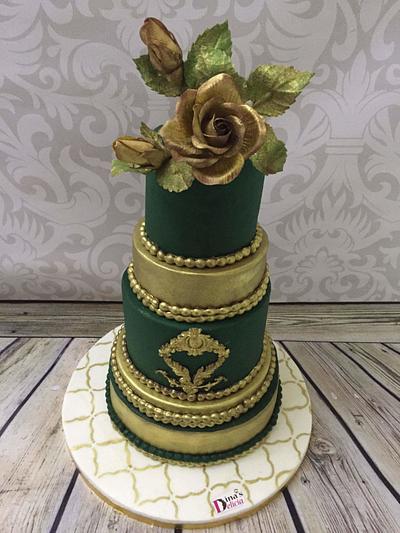 Vintage golden wedding cake - Cake by Dinadiab