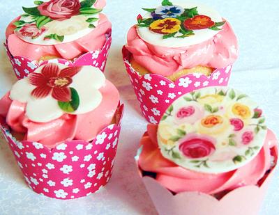 Mini cupcakes - Cake by Atelier Sugar Gourmet - by Pati Rojas