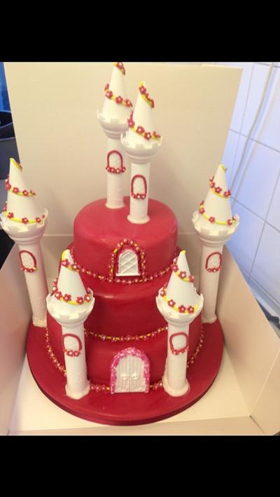 Castle wedding cake - Cake by Kirstie's cakes