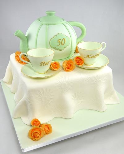 Teapot and teacups - Cake by Heavenly Treats by Lulu