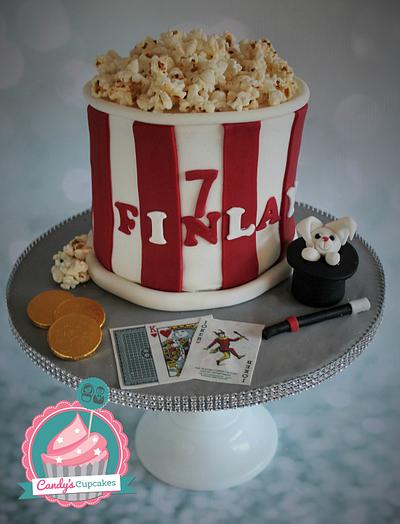 Popcorn and Magician - Cake by Candy's Cupcakes
