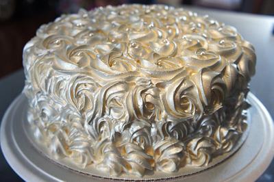 Silver roses wedding cake - Cake by Olivia Elias