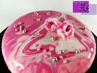 Romantic Mirror Glaze - Cake by Valentina Graniero 