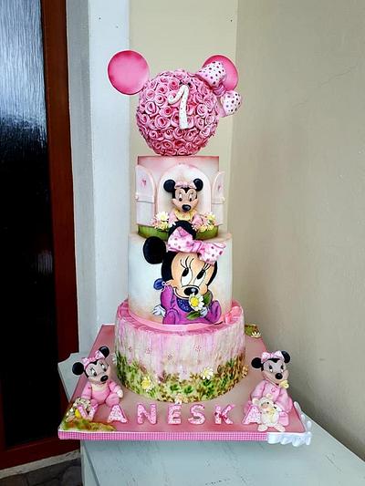 Minnie :) - Cake by Cakesbymartina