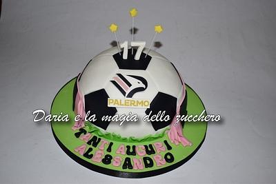 Soccer ball cake - Cake by Daria Albanese