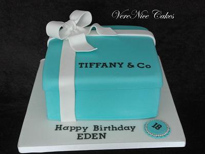 Tiffany Box - Cake by VereNiceCakes