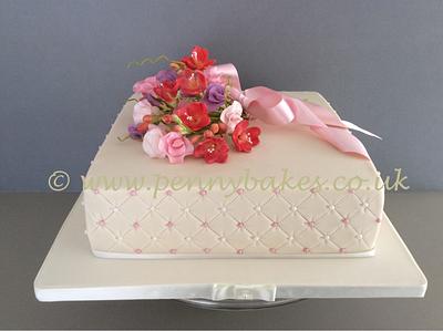 Sweet peas and freesia’s  - Cake by Popsue