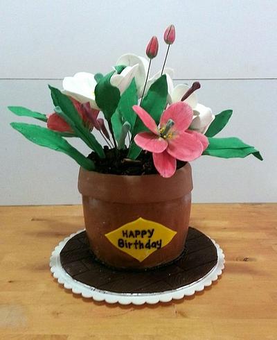 Flower Pot Cake  - Cake by LesJumellesCakes