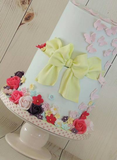 flowers & Bow - Cake by Shereen