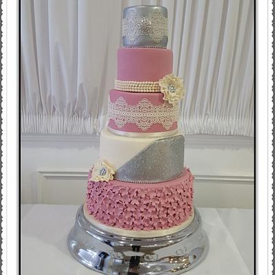 Dusky pink wedding cake - Cake by Linda's cake studio