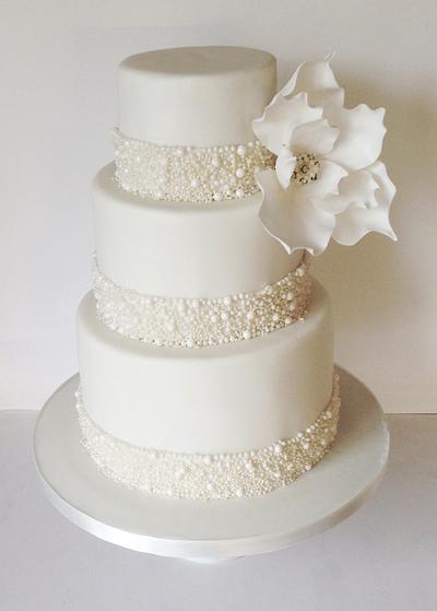 Pretty white bling  - Cake by Happyhills Cakes
