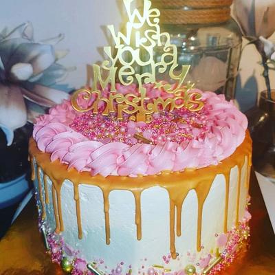 Christmas cake pink - Cake by Dana Bakker