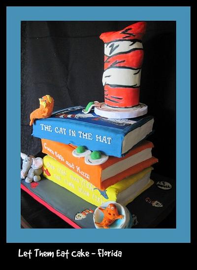 Cat in the hat cake - Cake by Claire North