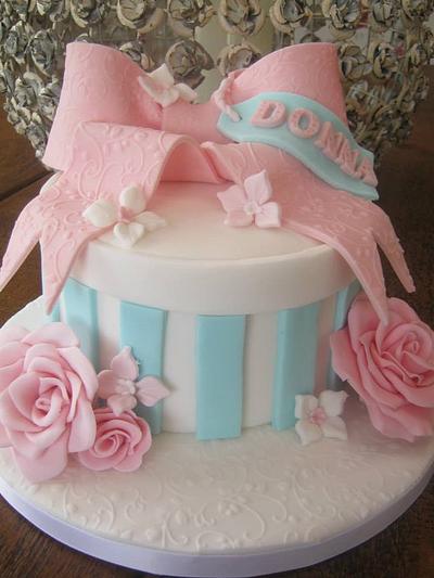Vintage Hat Box - Cake by Great Little Bakes