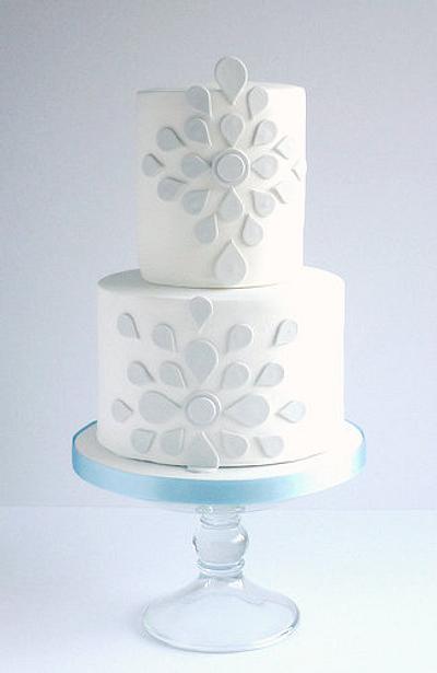 Teardrop wedding cake - Cake by Liana @ Star Bakery