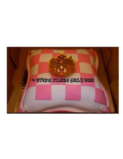 Sweet 16 Pillow Cake - Cake by BlueFairyConfections