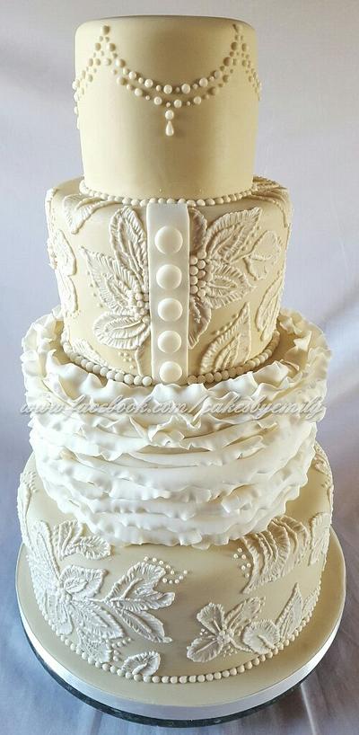 Wedding Cake - Cake by emilysoccasioncakes