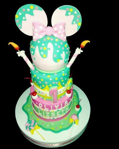 Cake Minie - Cake by Nurisscupcakes