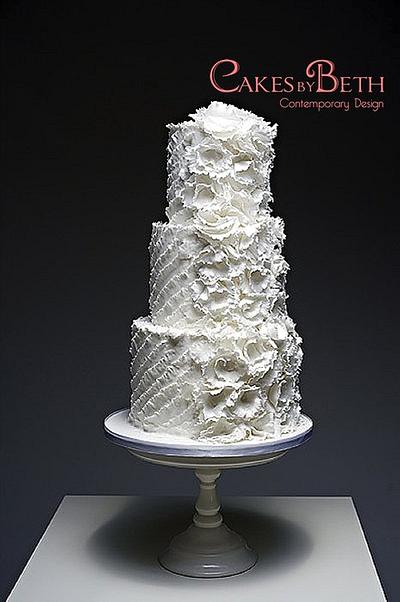 White Swan - Cake by Beth Mottershead