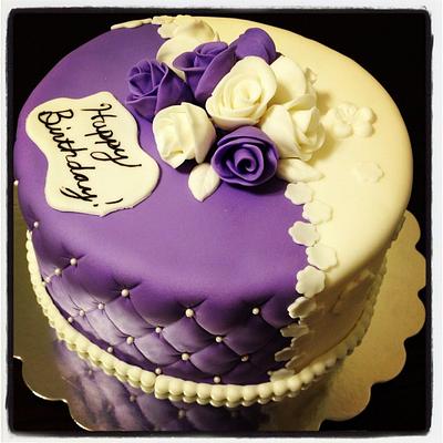 Violet and white roses birthday cake - Cake by Jeremy