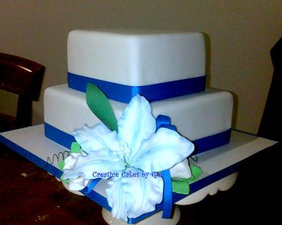 Roses & Lily Wedding Cake - Cake by Gen