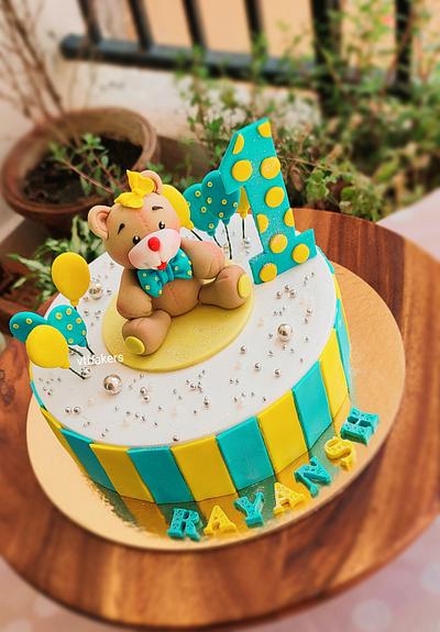 1st birthday cake - Cake by Arti trivedi