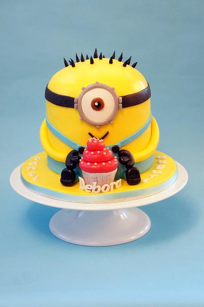good minion cake - Cake by Alessandra