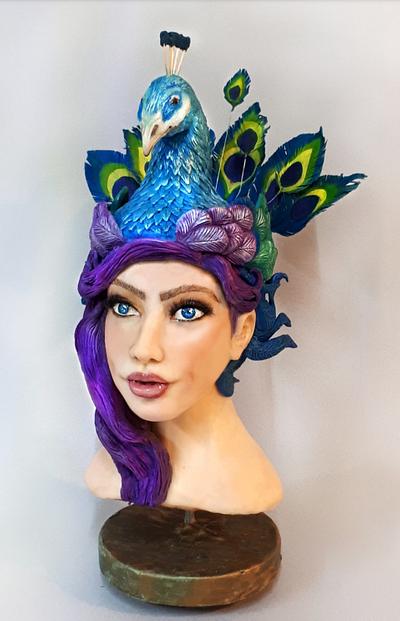 Woman and peacock - Cake by Laura Reyes