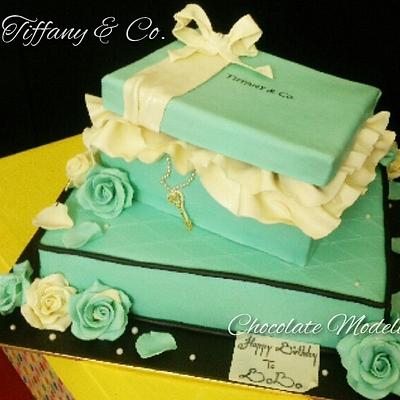 Tiffany & co. golden key - Cake by CM Lai