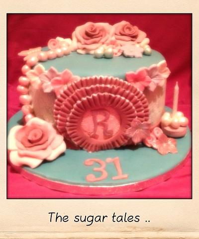 Vintage cake - Cake by Thesugartales