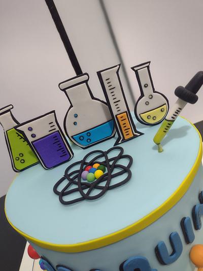 Mad Science - Cake by Julissa 