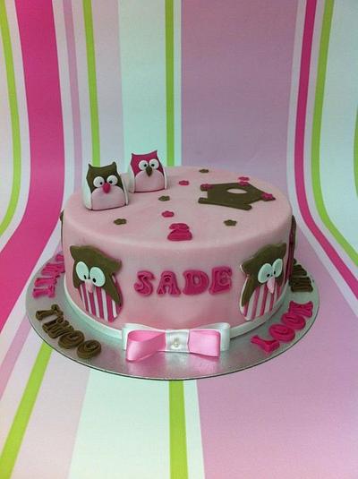 Owl Cake - Cake by CakeyBakey Boutique