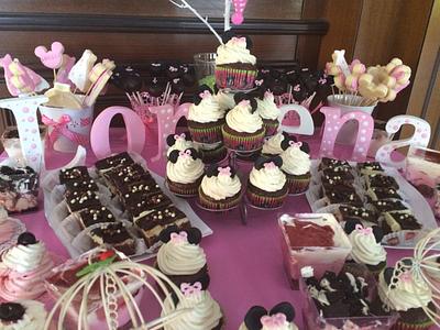Sweets table - Cake by ana ioan