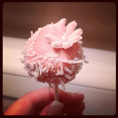 Pink Pops - Cake by cakesbycarla