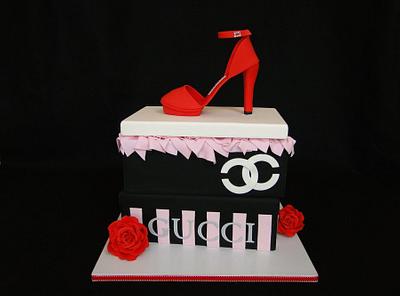 Chanel & Gucci Celebration - Cake by Elisa Colon