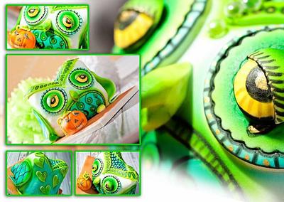 Crazy owl cake  - Cake by Indira's Sugarcakes