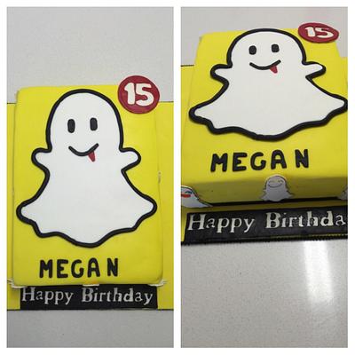 Snapchat - Cake by The White house cakes 