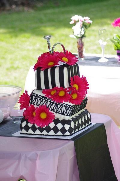 Black and White Wedding Cake - Cake by SweetPsCafe
