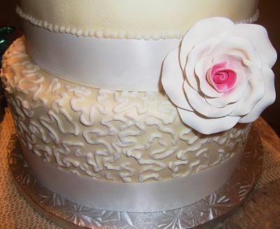 Rose Wedding - Cake by Jaimie Pereira