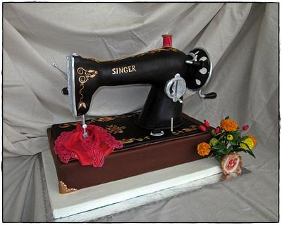 Singer sewing machine - Cake by DianaPetrakieva