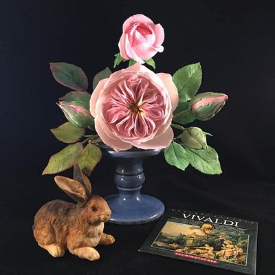 Gumpaste English Rose  and rabbit - Cake by DollysSugarArt
