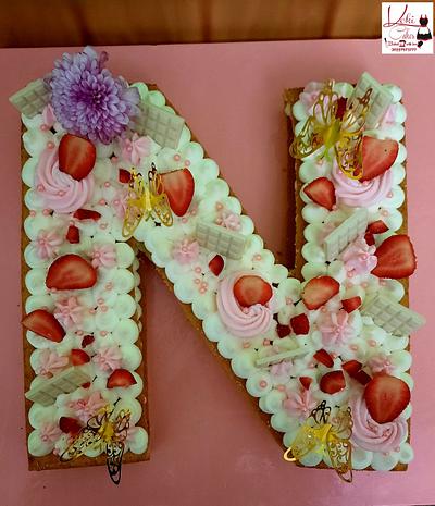"Alphabetical cake, N letter" - Cake by Noha Sami