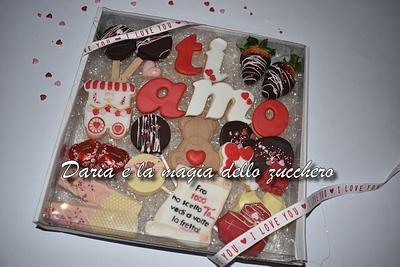 Valentine's sweet box 2 - Cake by Daria Albanese
