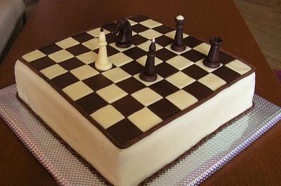 Chess - Cake by Anka
