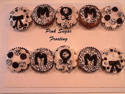 mothers day cupcakes - Cake by pink sugar frosting
