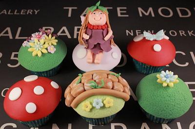 Fairy On A Toadstool - Cake by SweetSensationsLancs