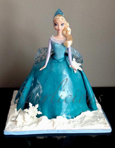 Elsa Doll Cake - Cake by Connie Whitelock