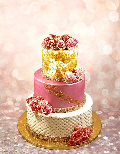 Pink and gold cake - Cake by soods